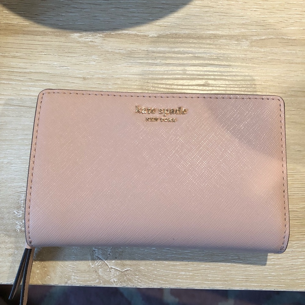 ❌Sold❌Kate spade ♠️ wallet